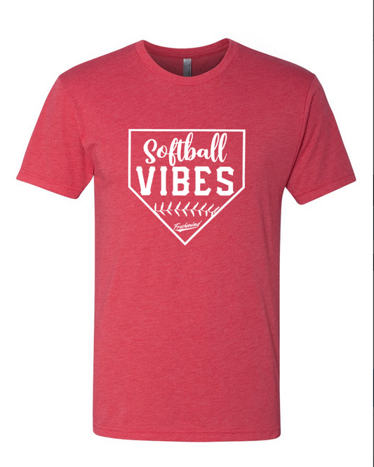 Softball Vibes/White – Vintage Red T-Shirt